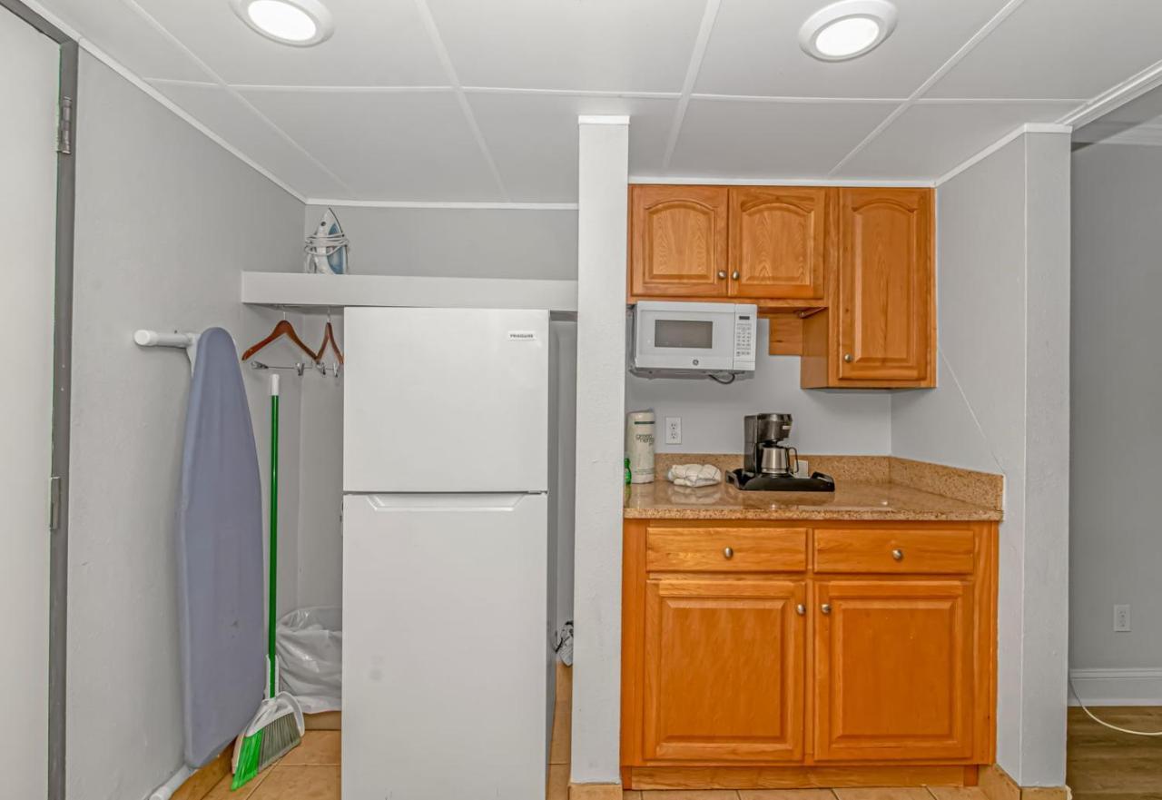 Ocean Reef Resort - Direct Oceanfront Studio - Nicely Updated! Perfect For 2-4 Guests! Unit 401 شاطئ ميرتل المظهر الخارجي الصورة